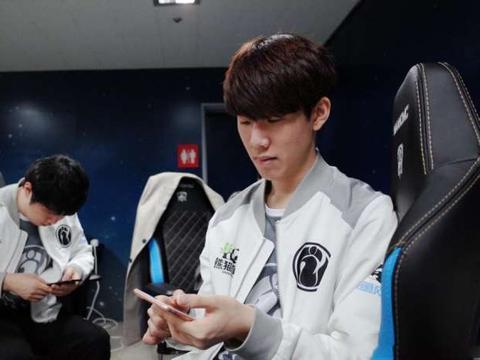 JDG滑跪！36酒肉蛋冲击 Kael +Ale迷之开团送大龙 TES3-1AL