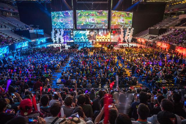 【LPL战报】RNG 2-0 WBG：RNG碾压之姿成功终结WBG连胜