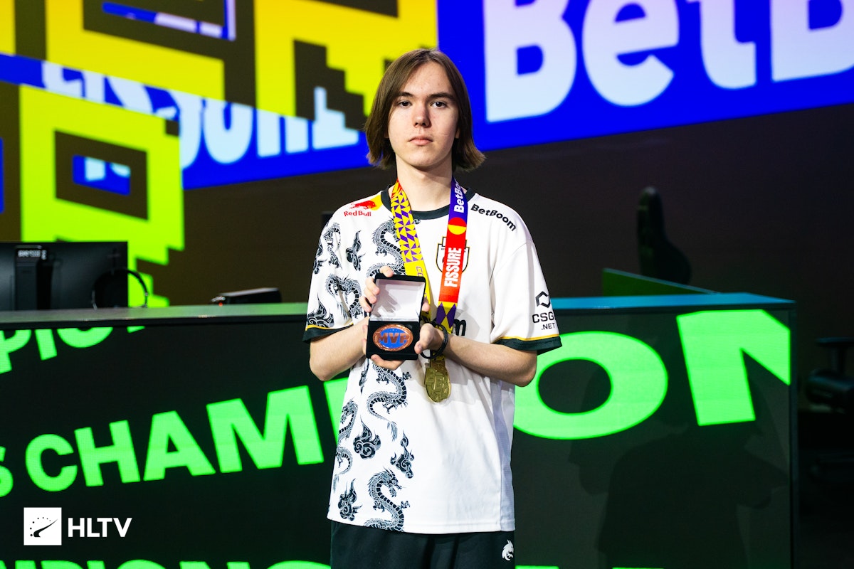 AniMajor淘汰赛首日战罢，LGD、T1、QC、Aster确保TI直邀资格